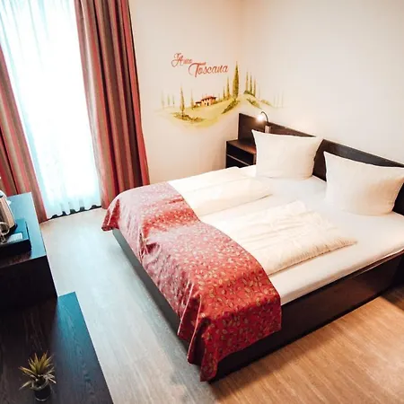 La Toscana Nähe Europapark Hotel Ringsheim