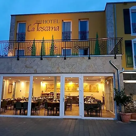 La Toscana Naehe Europapark Und Rulantica Hotel Ringsheim
