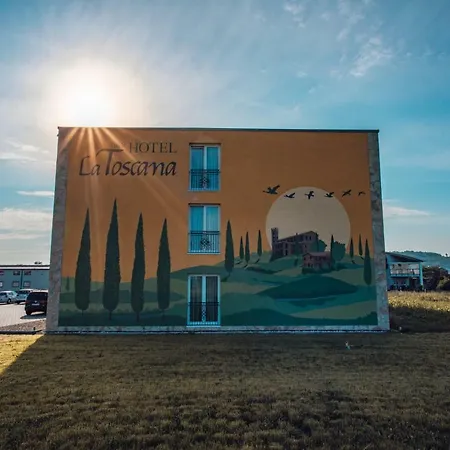 La Toscana Nähe Europapark Und Rulantica Hotel 3*